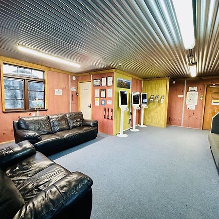 The Crossing Lodge & Backpackers Erua Luaran gambar