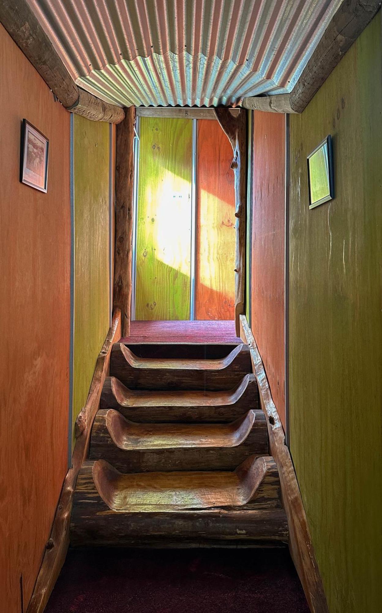 The Crossing Lodge & Backpackers Erua Luaran gambar